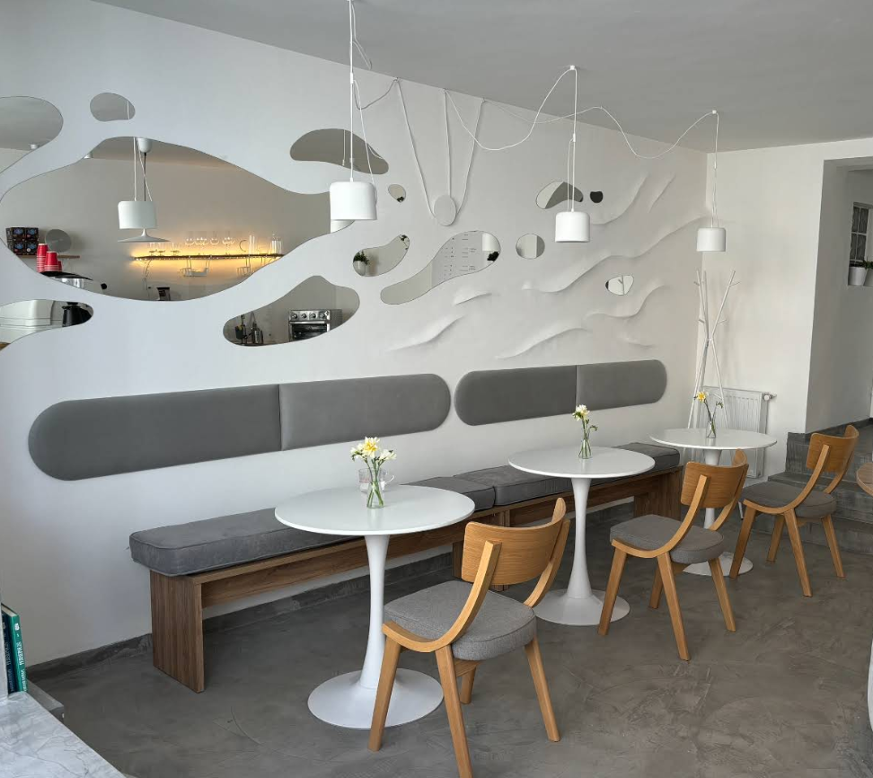 M2 Caffeteria gallery image