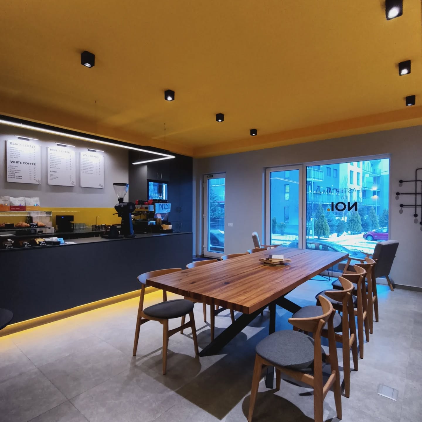 Noi specialty coffee gallery image